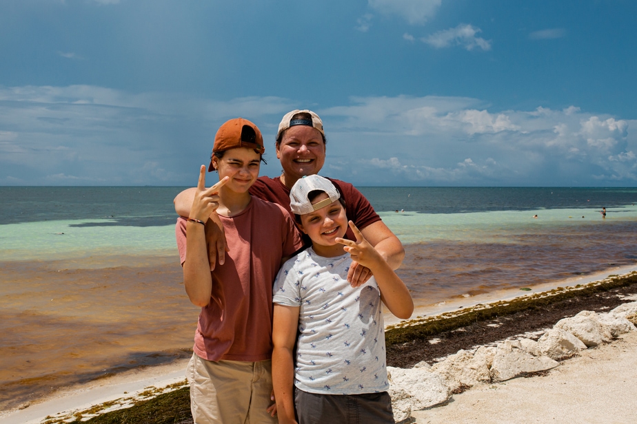 Lisa and her kids in the Florida Keys