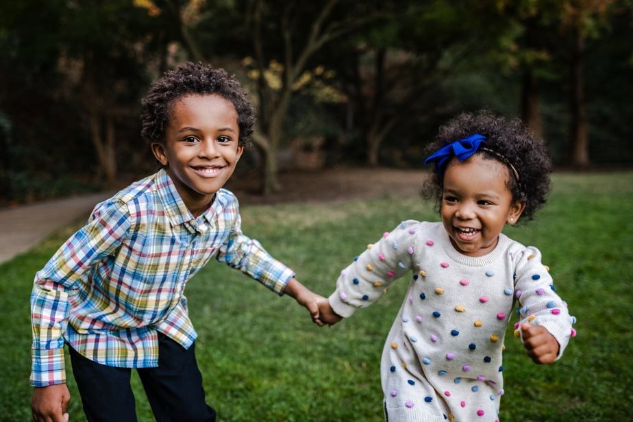 Children running during bay area holiday mini session